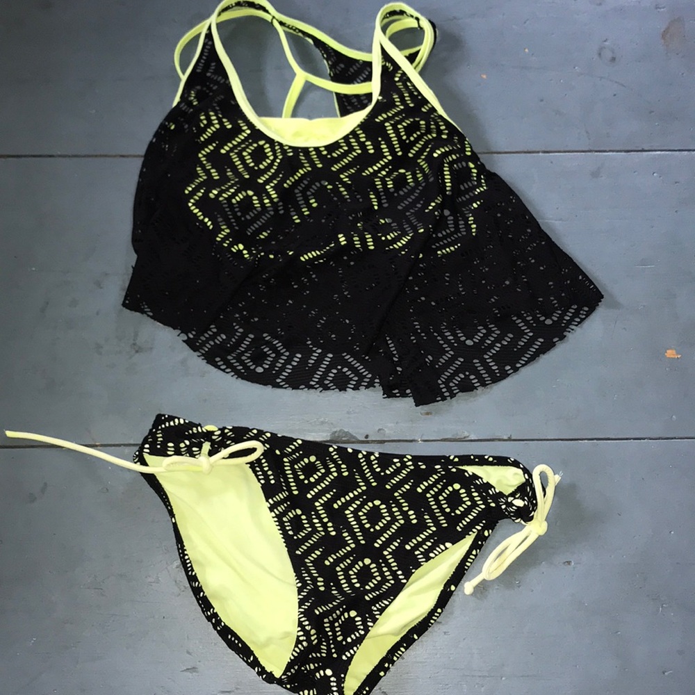 Swim suit